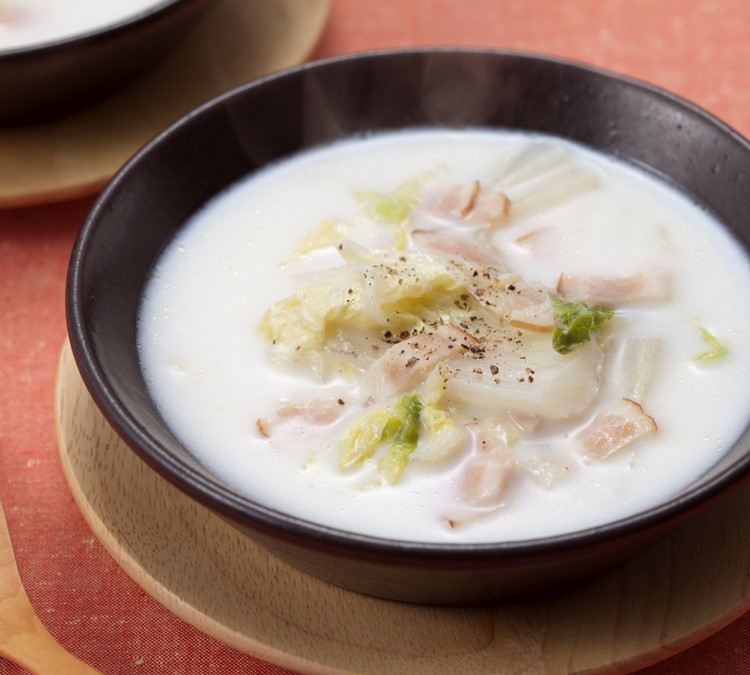 大根と白菜の白だしスープ - 銀色の水曜日 小料理手帖