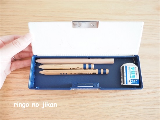 開けてびっくり!泳ぐ金魚が可愛らしい缶ペンケース♡C CHANNEL