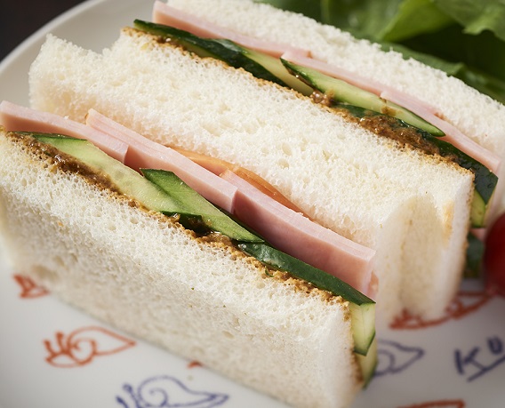 多忙なランチタイムにも! 片手で食べる“スティック飯”グッズオリコンニュース ORICON NEWS