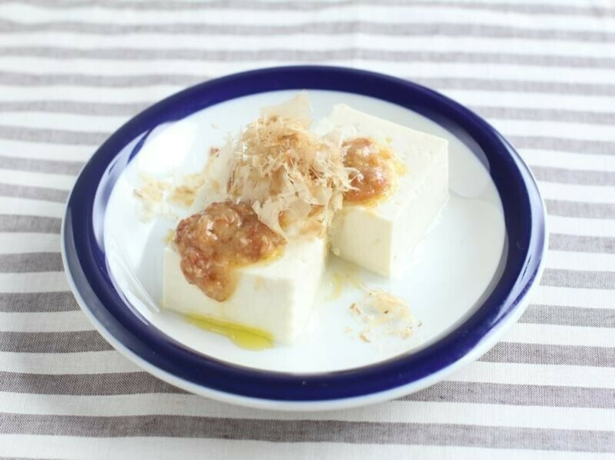 シンプルなお豆腐が大変身！アイデア色々♪絶品『変わり冷奴』レシピキナリノ