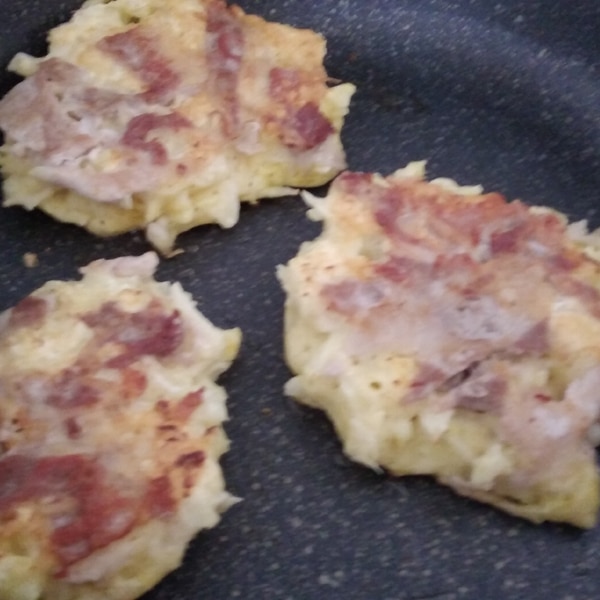 副菜に！キャベツ、豚肉入り、ミニお好み焼き