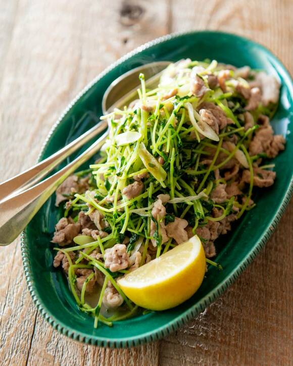 鶏胸肉のロースト胸肉まるごと、野菜たっぷり