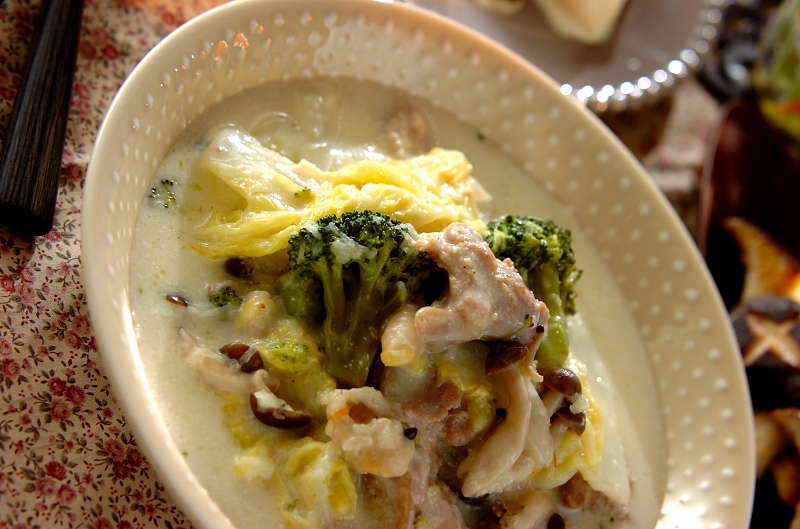 キャベツと鶏肉のクリーム煮 の献立 副菜：揚げ野菜のだし浸し、副菜：オクラとミニトマトのごま酢和え 献立・メニュー 味の素パーク たべる楽しさを、もっと