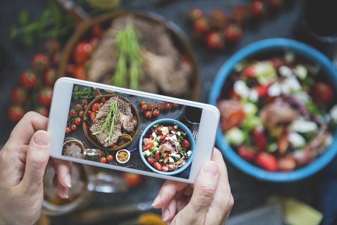 料理写真にシズル感 iPhone標準「写真」アプリで美味しさを演出！川良最適化事務所