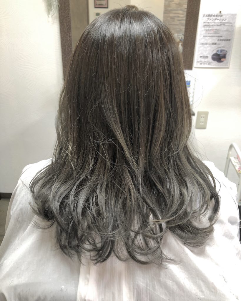 プリンを活かすヘアカラーはある？グラデーションを作った実例を美容師が紹介ヘアカラーbex journal