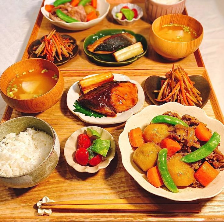 家庭料理の定番。肉じゃがに合うおかず＆副菜の献立14選menuble 献立アプリ