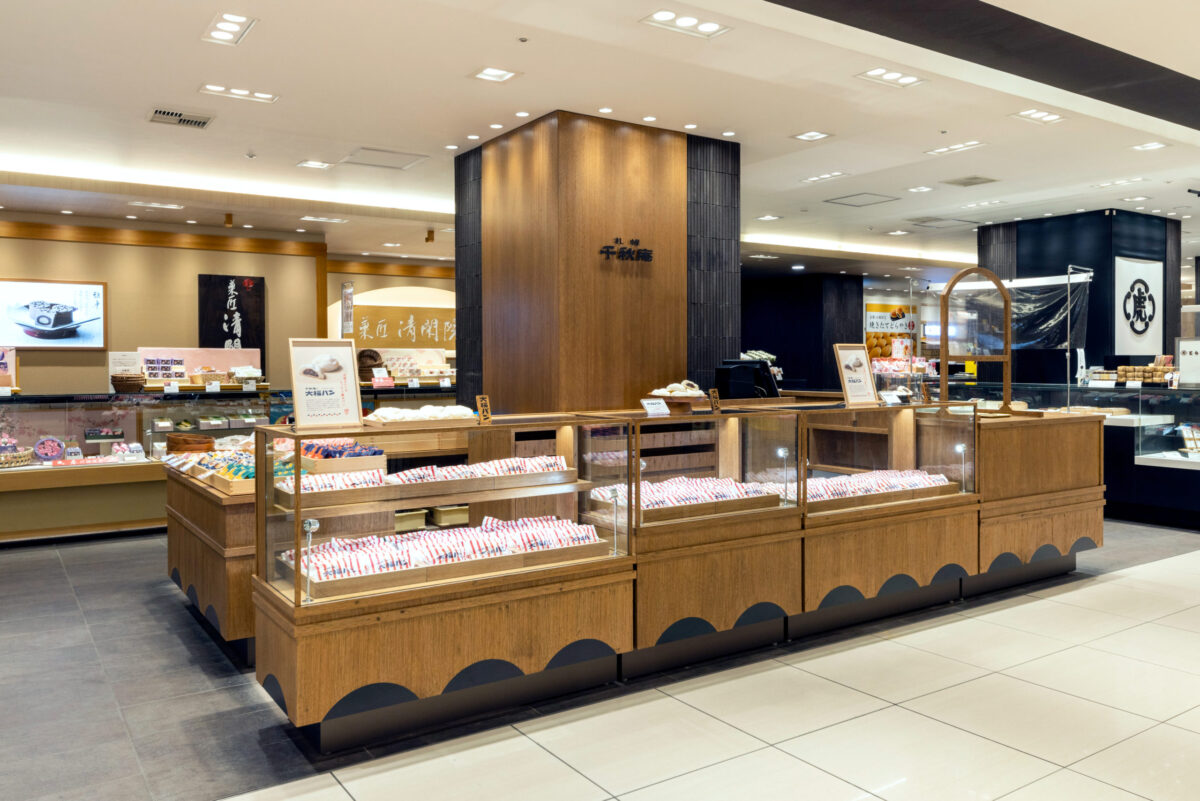 動画 千秋庵製菓が新商品第3弾「大福パン」、今期新商品効果で年間売り上げ倍増リアルエコノミ