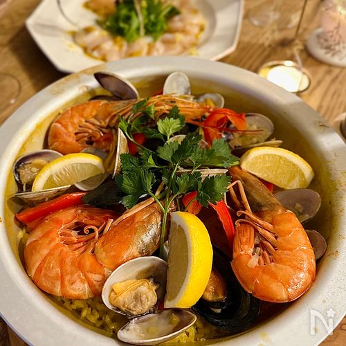 おうちで簡単パエリア!フライパンで作るチキンパエリアのレシピ