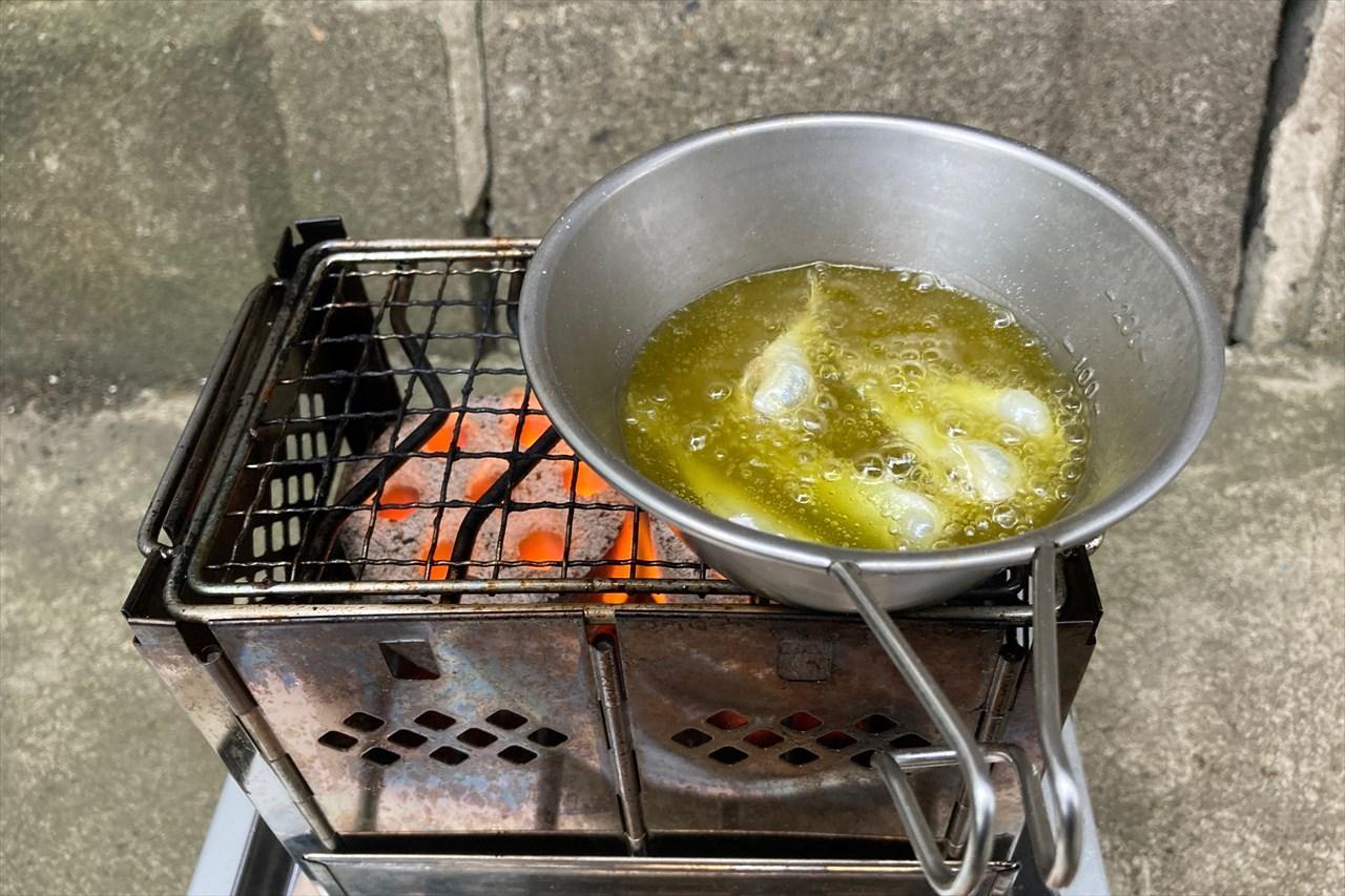 全てはビールのため !」キャンプで熱々ジューシーな唐揚げを簡単に作る裏技料理・レシピBE-PAL キャンプ 、アウトドア、自然派生活の情報源ビーパル