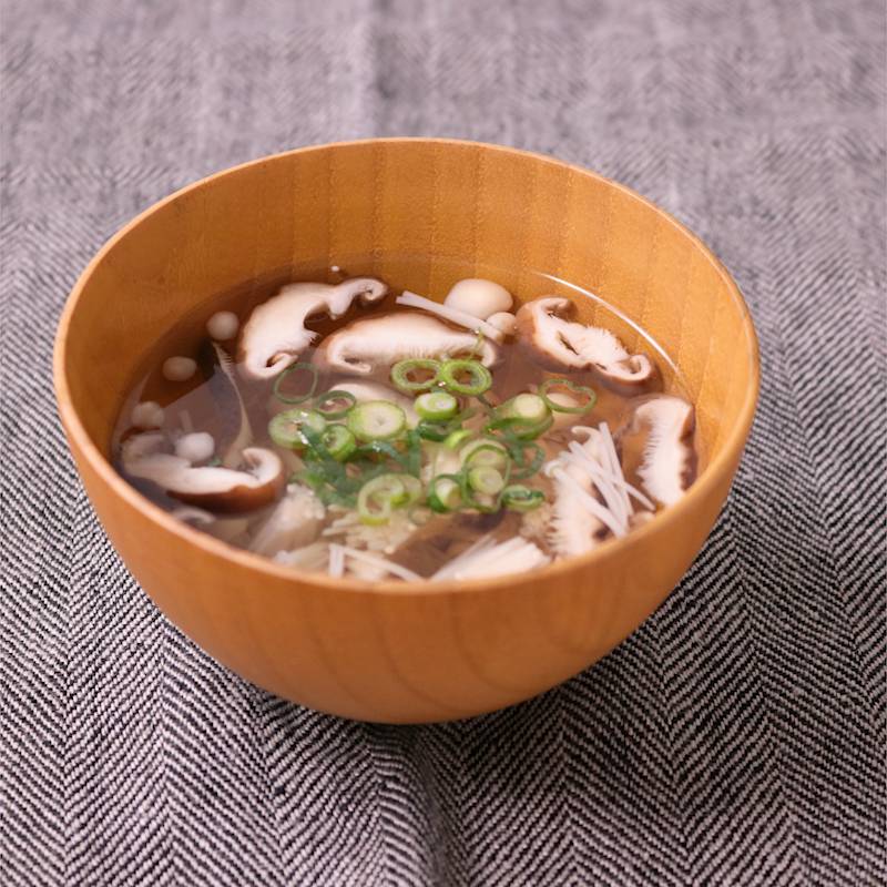 たっぷりきのこのお吸い物