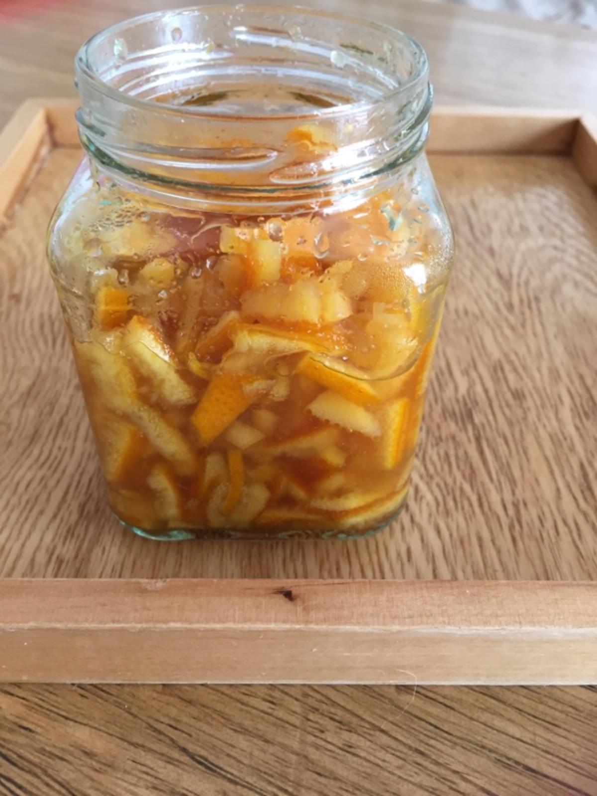 オレンジの皮シロップ煮黒猫さんのおうち