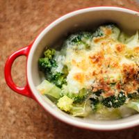 ブロッコリーと卵のこくマヨ炒め