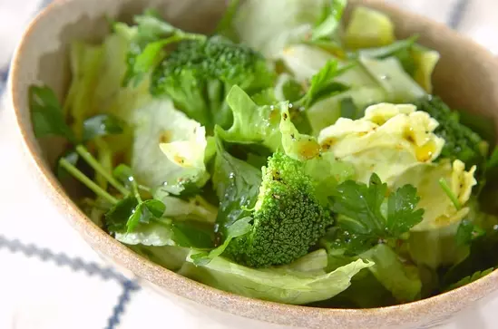 ニチレイフーズが伝授! 1年中使いたい! キャベツ&レタスの冷凍方法 食材の冷凍、これが正解です! 2- レタスクラブ