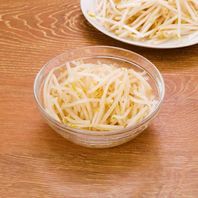 もやしは茹でるのとレンジ、どっちが正解なの？検証してみたら驚きの結果に！生活知恵袋