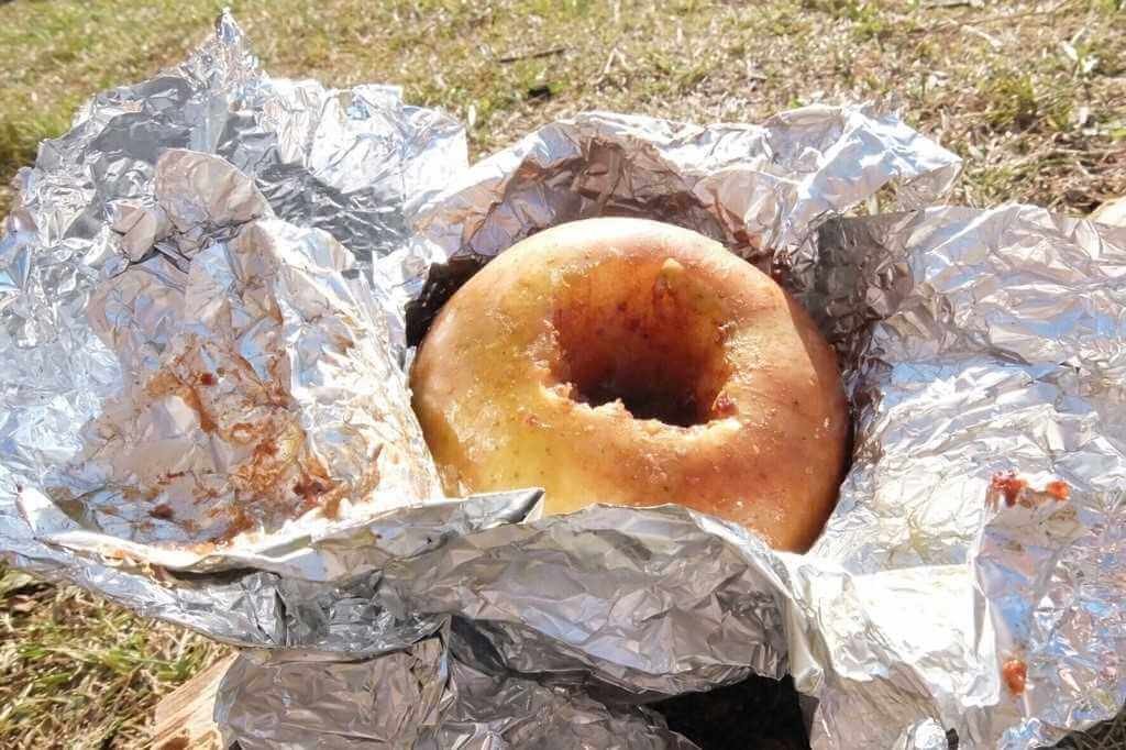 超簡単！焼きりんごの作り方3選ほったらかしでできる絶品スイーツ料理・レシピBE-PAL キャンプ、アウトドア、自然派生活の情報源ビーパル