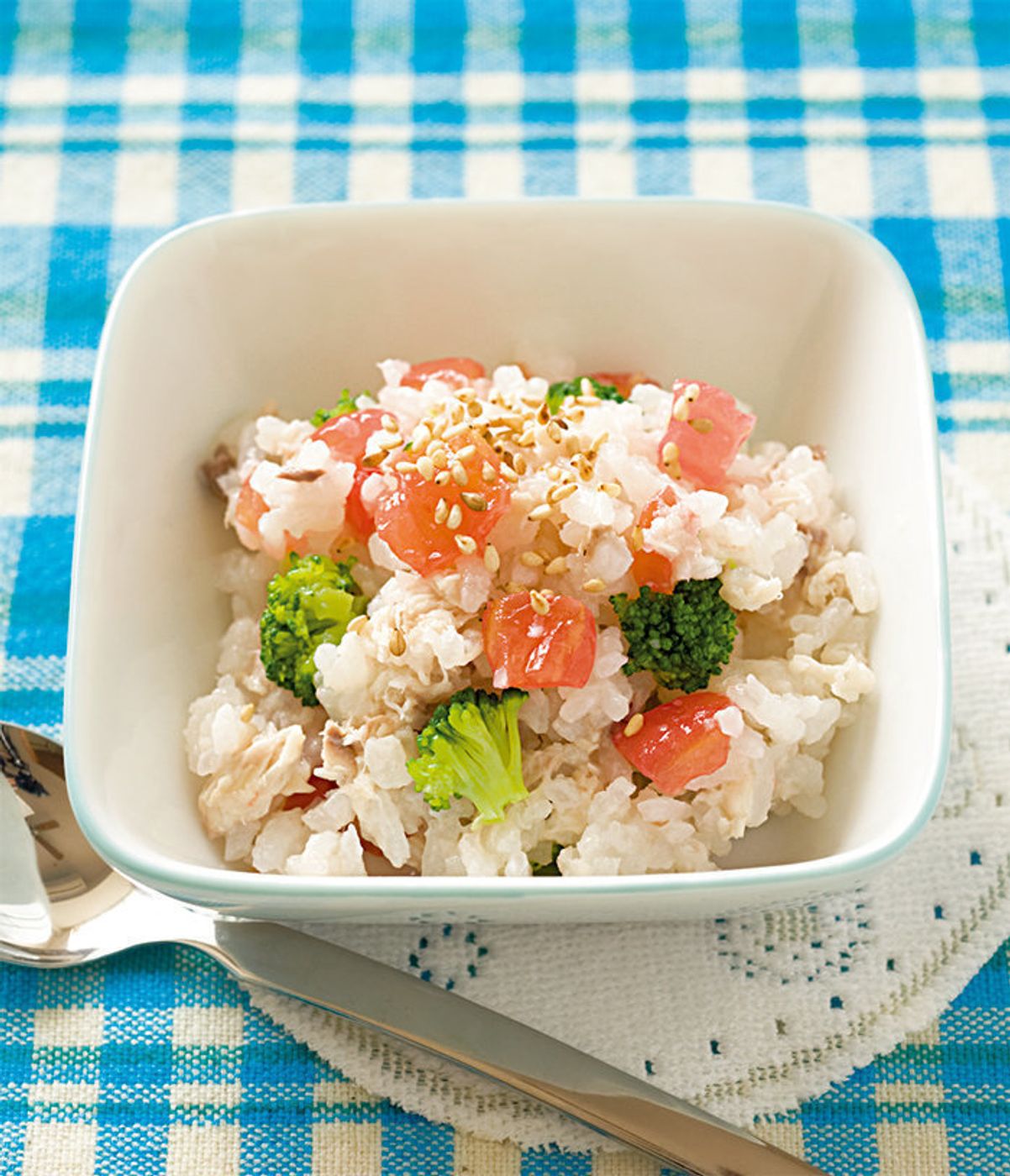 離乳食でアジの刺身はいつから使えるの？冷凍保存する際の注意点とレシピについて - 幼児食・離乳食の宅配ならファーストスプーン first spoon