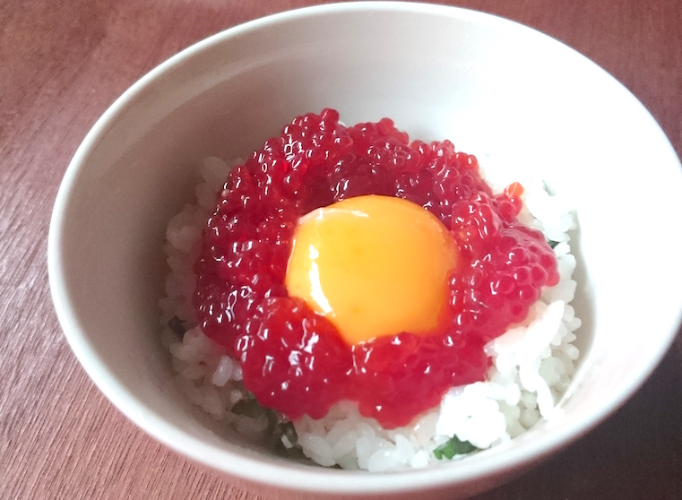 鰹節のまちで味わう至福のねこまんま 削りたて、舞う - 日本経済新聞