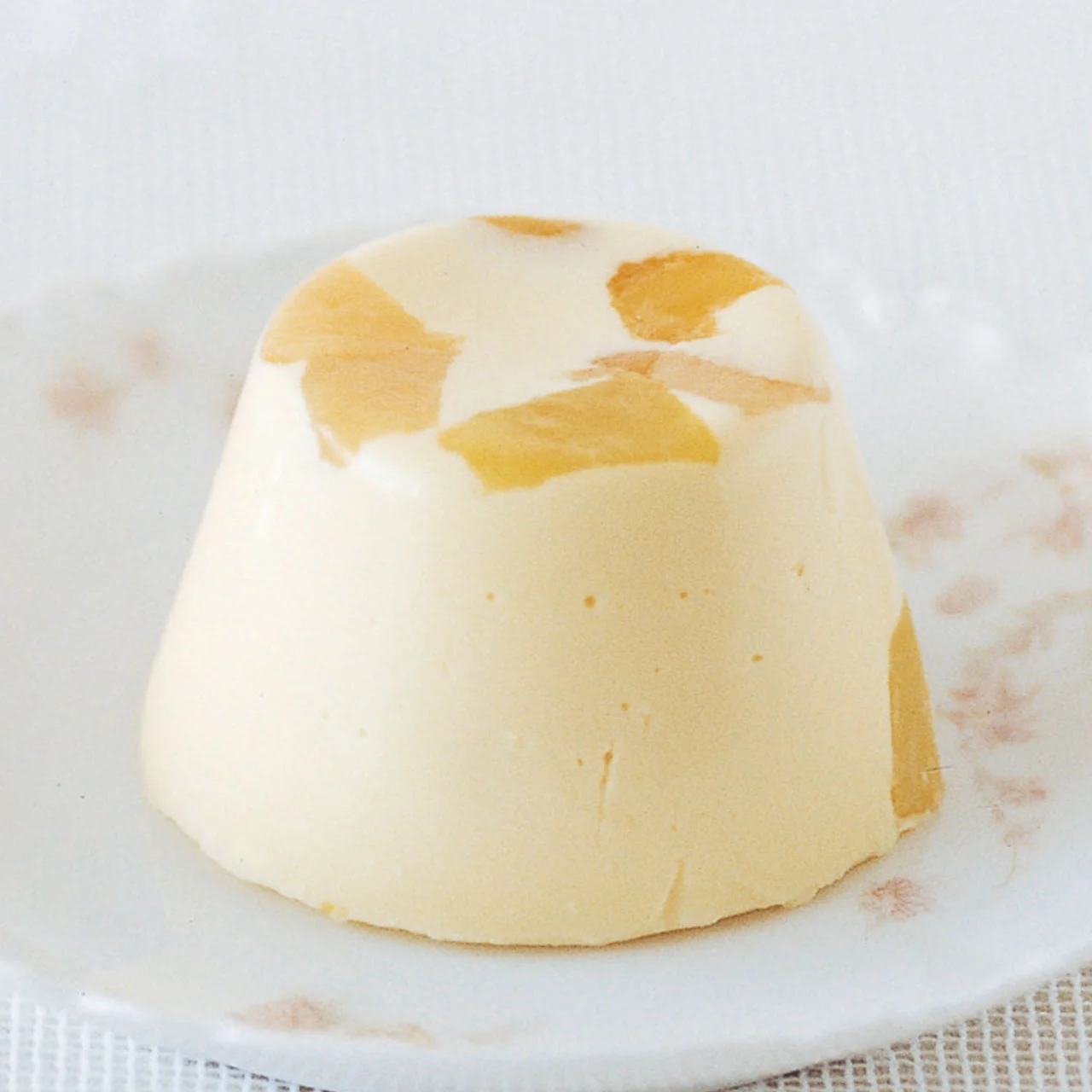 ババロアの基本の作り方とアレンジ術をレクチャー！時短テクニックも食・料理オリーブオイルをひとまわし