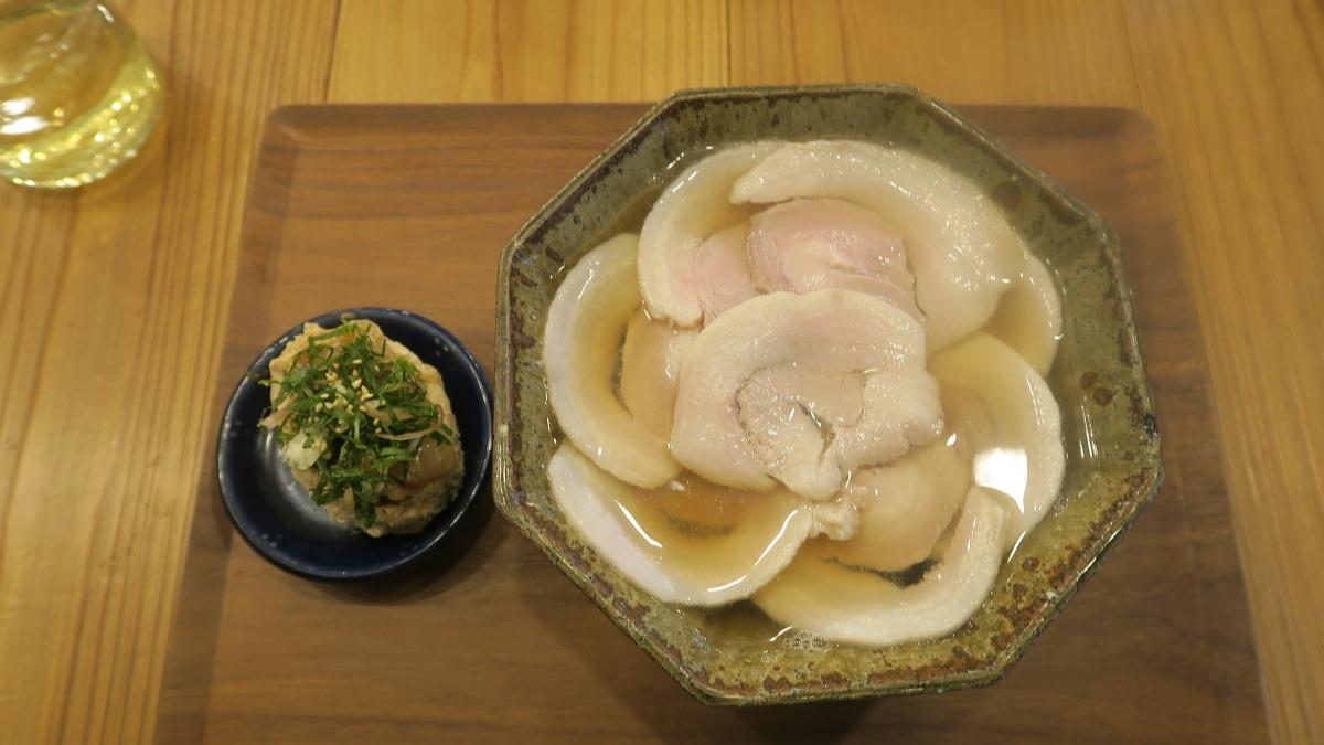 沖縄県 沖縄市・古民家を改装した沖縄そば店が諸見里にオープン！「SOBAYA 崎門」の沖縄そばがあじくーたーで美味い！ – THE ROAD AHEAD