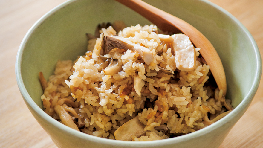 和の境地 !? たけのこと油揚げの炊き込みごはん🍚 栗原はるみレシピ