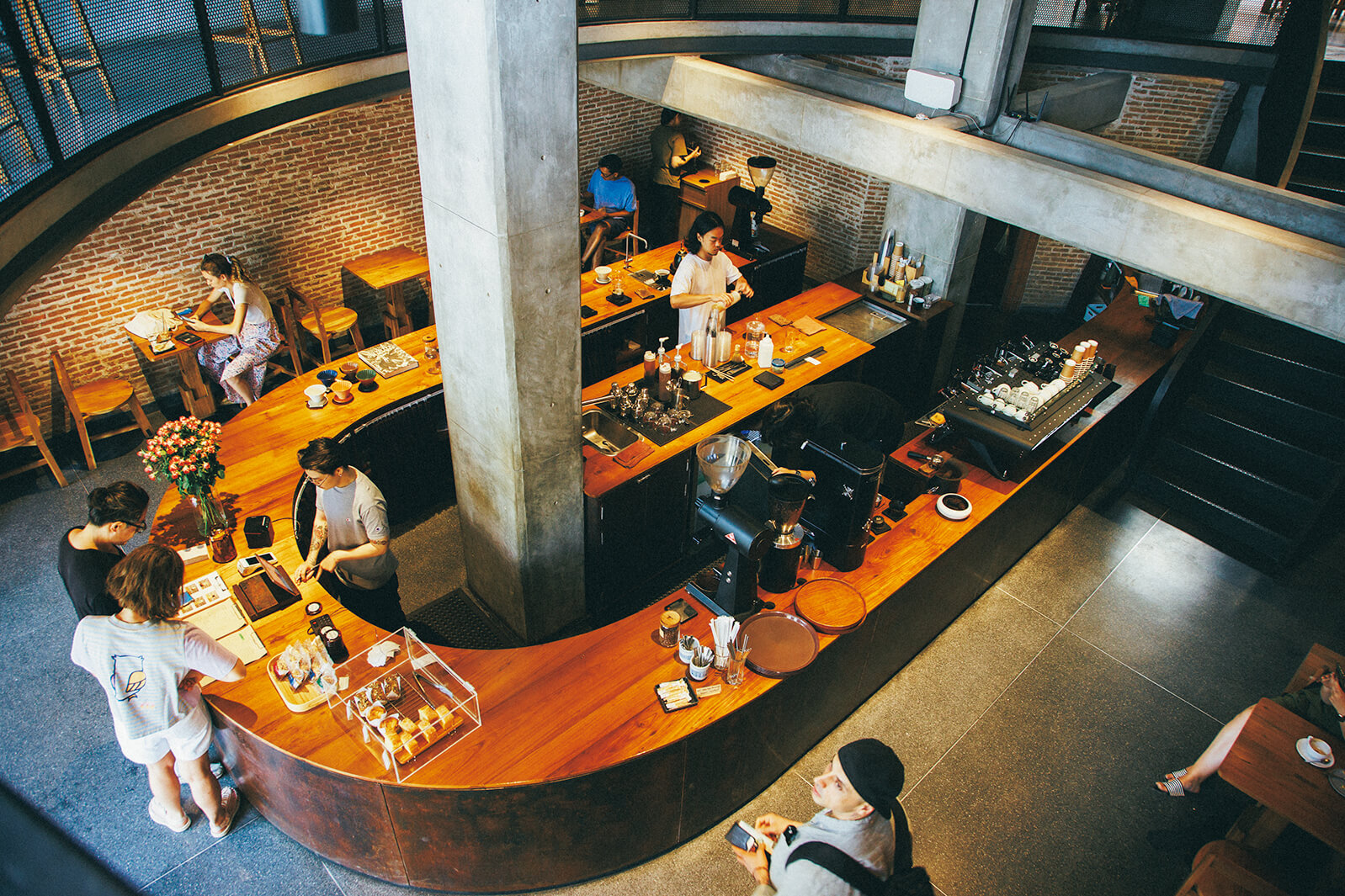 チェンマイのアカアマコーヒー Akha Ama Coffee でタイ産コーヒーを堪能 チェンマイ旅行記2017-⑦ サクのバンコク生活日記