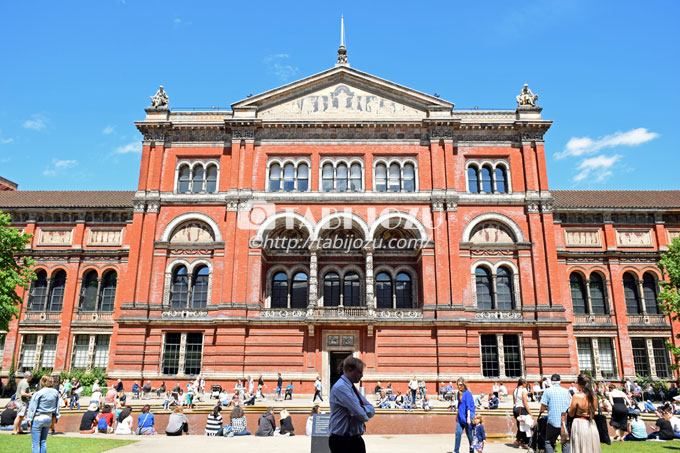 世界初の美術館併設カフェ - Onlineジャーニ