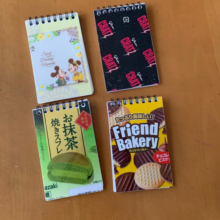 収納からインテリアアイテムにまで大変身♪お菓子の空き箱の活用アイデアRoomClip mag暮らしとインテリアのwebマガジン