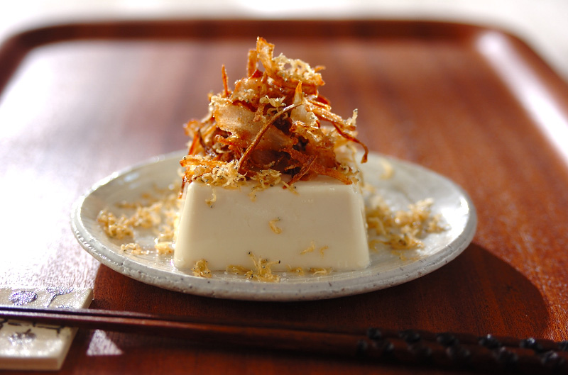 フライドオニオンの使い方を伝授！普段使いから簡単な活用レシピまで