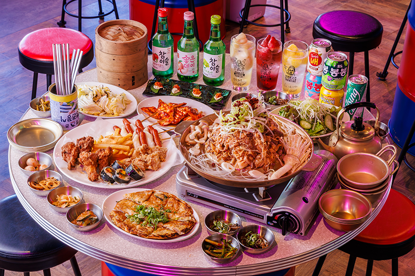 ✨新ランチメニューが2025年1月20日月曜日11:00からスタートします♡是非、ご利用ください☺️ 人気のグランドメニューもランチになりました♡ランチ11:00〜15:00 ラストオーダー14:30 税抜表記 お子様プレート各 600円 各ラーメン定食 790円 チャプチェ定食 890円