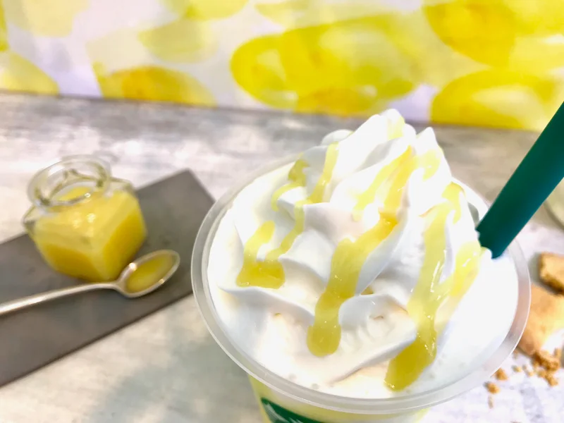 スターバックス「レモン ヨーグルト 発酵フラペチーノ」ヨーグルト×チーズ×甘酒の爽やかな新作ドリンク - ファッションプレス