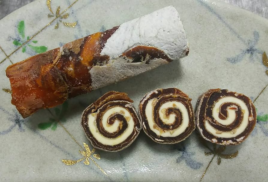 干し柿作り 仕上げ虫籠窓の古民家