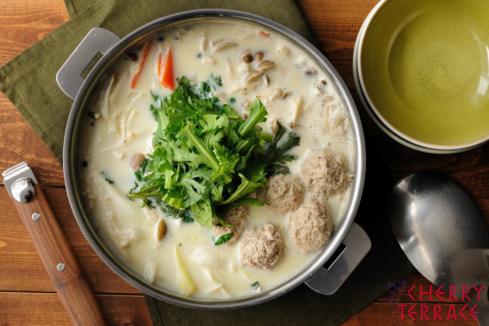 ピリ辛 豆乳鍋レシピエスビー食品株式会社