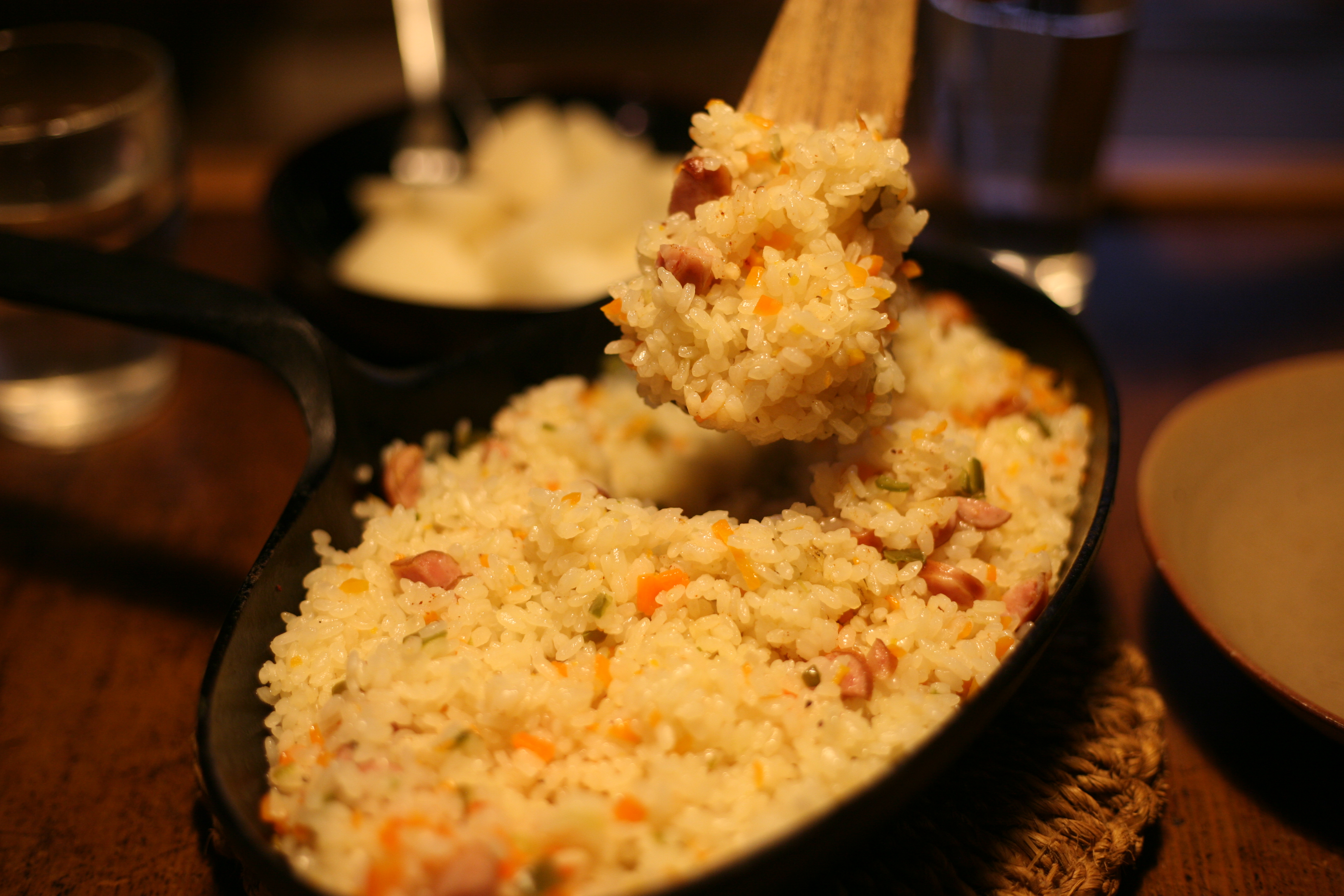 ウズベキスタンの米料理プロフ パロフウズベキスタン現地旅行会社SRPTRAVEL