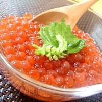 今年は生筋子から醤油漬けと白だし漬けにチャレンジしてみました。 - メガネ先生の日記 青森グルメ