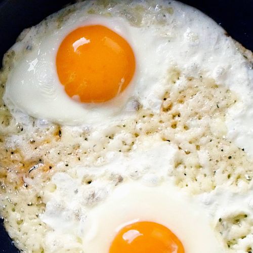 白身カリカリ目玉焼き