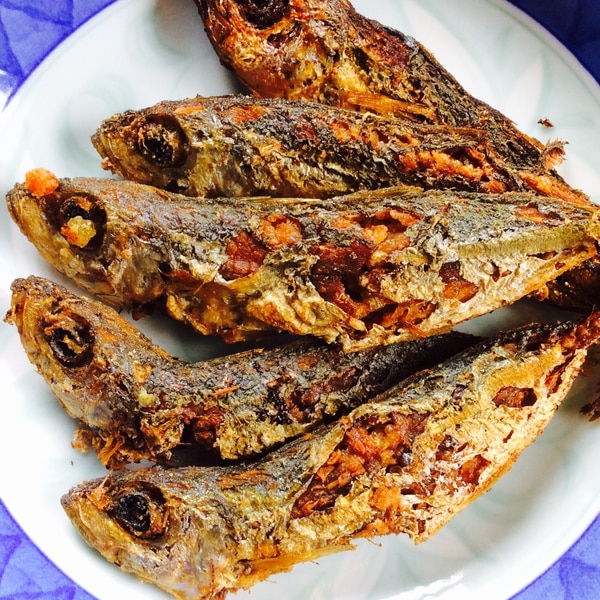 隣の釣り人は知らない みんなが捨てる「アジのカマ 胸鰭付近 」は揚げると滅茶旨い件ORETSURI