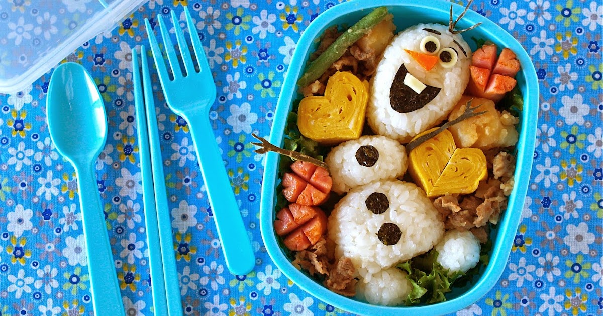 キャラ弁 今日はめっちゃ寒い🥶のでオラフ弁当豚の生姜焼き南瓜煮小松菜とえのき茸の炒め物卵焼きオノケン弁当 今日から旦那さん お弁当要らないって 残念😢高校男子弁当