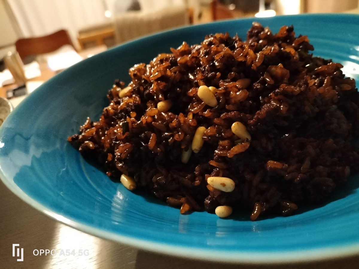 カルディ 知らなきゃ損!お店レベルの黒チャーハンを自宅で食べられる商品が爆誕!外食控えて節約にも! 菅智香- エキスパート - Yahoo!ニュース