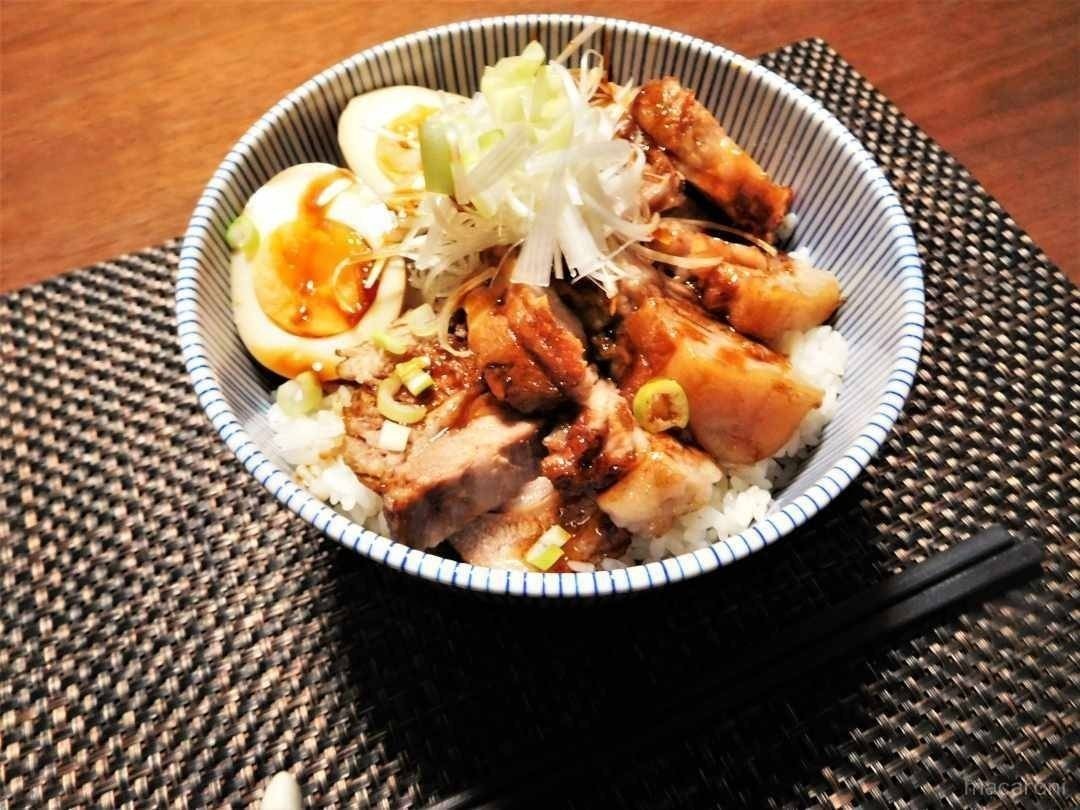 『やまと豚焼豚』ともやしの中華あえ