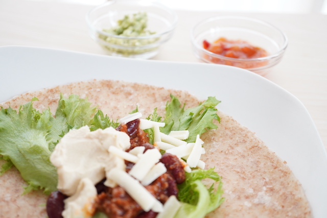 フムス」の食べ方は?業務スーパーで気軽に中東気分!フムスのアレンジレシピを紹介