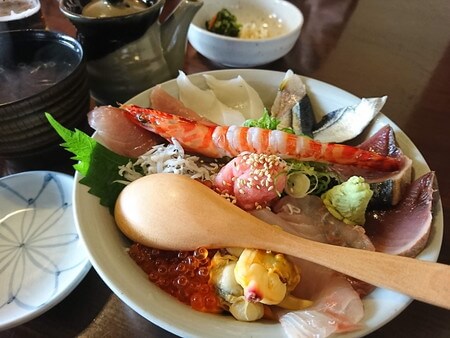 海老丸 – おかげ横丁