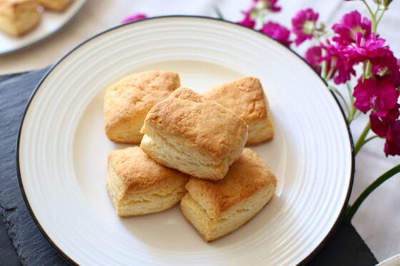 ホットケーキミックスで簡単!スコーンのレシピ3選 -- フライパン・オーブントースター使用えんウチ