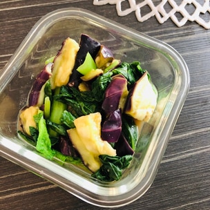 厚揚げと小松菜のおかか炒め