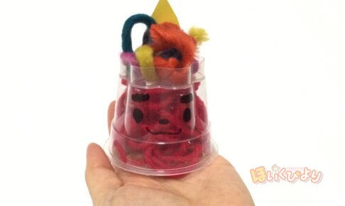 titleカップで風鈴製作カップなどを使い、夏をイメージして絵を描いたりシールを貼ったりする涼しげな風鈴製作です☆ お家でも飾って楽しめる製作です☆準備するもの・ゼリーカップなど ・マジックペンなど ・画用紙 ・シール ・すず ・ひも ・キラキラの