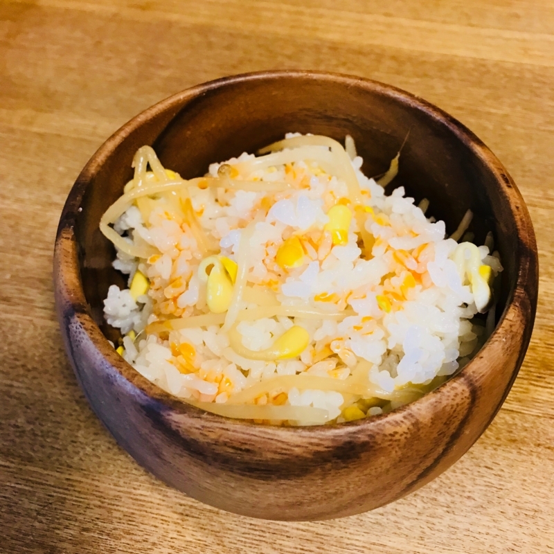 貧乏飯 もやし大量で激安！！節約レシピパスタが値上がりしてお金ケチりたいからもやしでペペロンチーノ もやし炒め 作った！！！ - YouTube