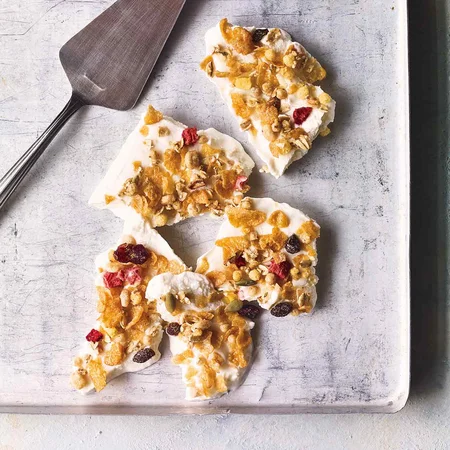 ヨーグルトバーク フルーツ＆シリアル