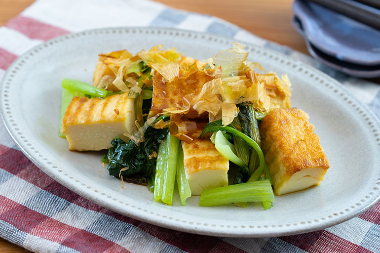 小松菜と厚揚げのめんつゆしょうが煮 レシピ・作り方 by まるっとまる - 楽天レシピ