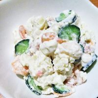 時短料理に大活躍！業務スーパー「タマゴサラダ」の味わいやアレンジ方法を紹介 - macaroni