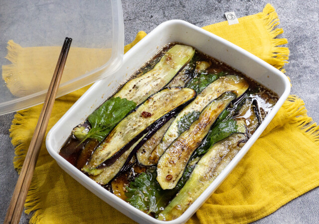 焼いて漬けるだけ。この夏大活躍する 無限大葉なす