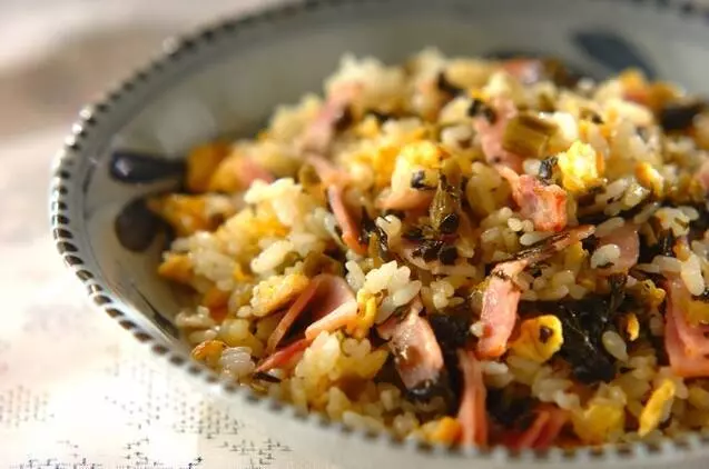 オリジナル高菜レシピチャーハンパスタ おすすめ料理の作り方